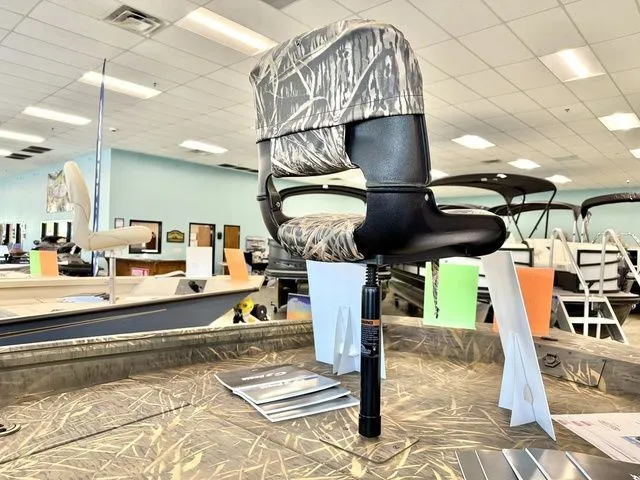 Slide: The Image of G3 Gator Tough 18 CC 2025 - 10