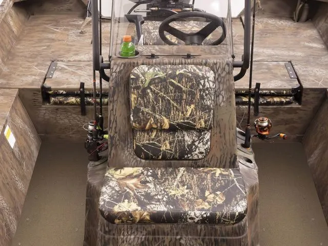 Slide: The Image of G3 Gator Tough 18 CC 2025 - 17