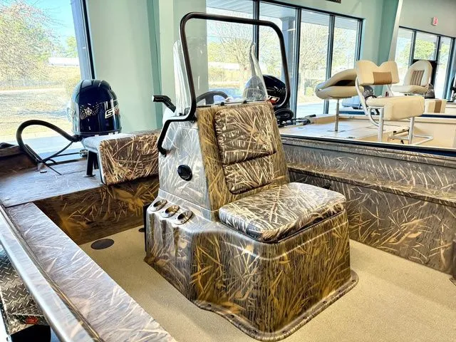 Slide: The Image of G3 Gator Tough 18 CC 2025 - 7