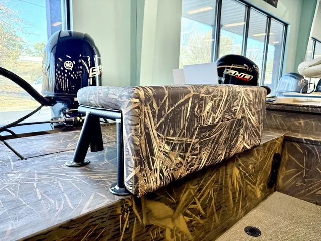 Slide: The Image of G3 Gator Tough 18 CC 2025 - 8