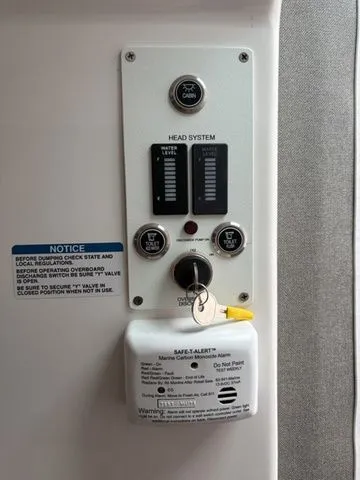 Slide: The Image of Chaparral 280 OSX 2026 - 17