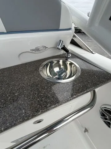 Slide: The Image of Chaparral 280 OSX 2026 - 23