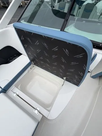 Slide: The Image of Chaparral 280 OSX 2026 - 8