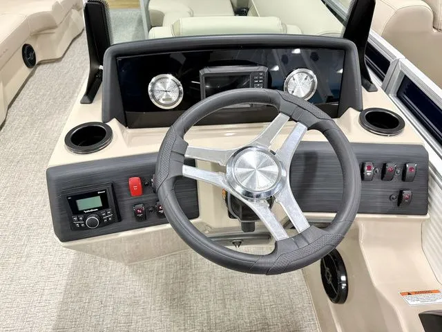 Slide: The Image of Bennington S Swingback 22 SSB 2026 - 7