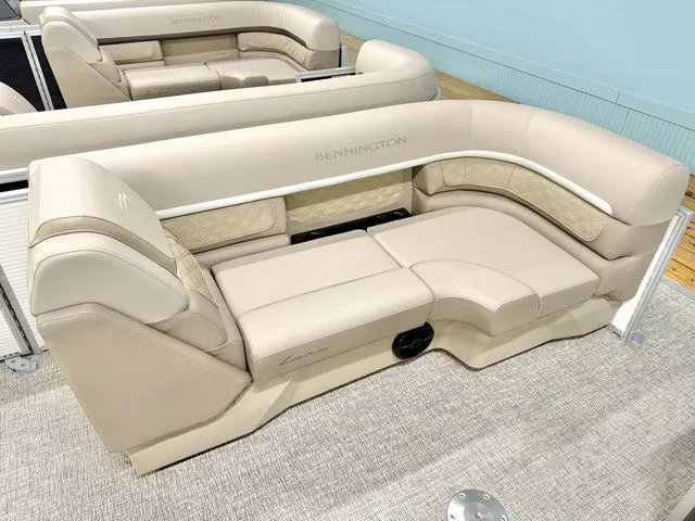 Slide: The Image of Bennington S Swingback 22 SSB 2026 - 8