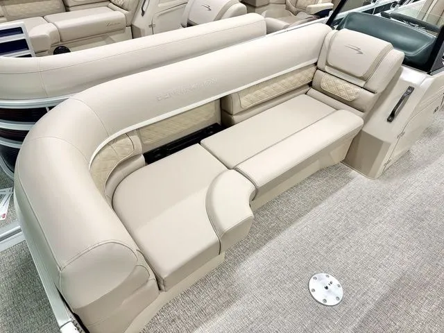 Slide: The Image of Bennington S Swingback 22 SSB 2026 - 9