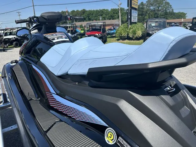 Slide: The Image of Yamaha VX Cruiser 2025 - 16