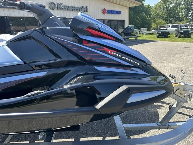 Slide: The Image of Yamaha VX Cruiser 2025 - 3