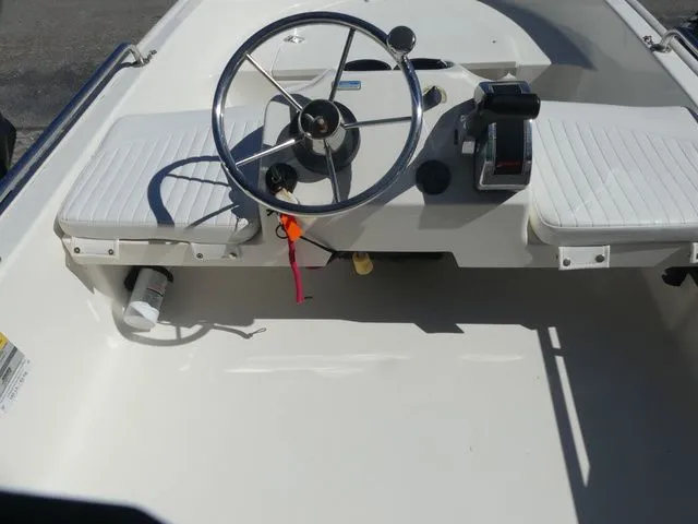 Slide: The Image of Boston Whaler 110 Sport 2006 - 6