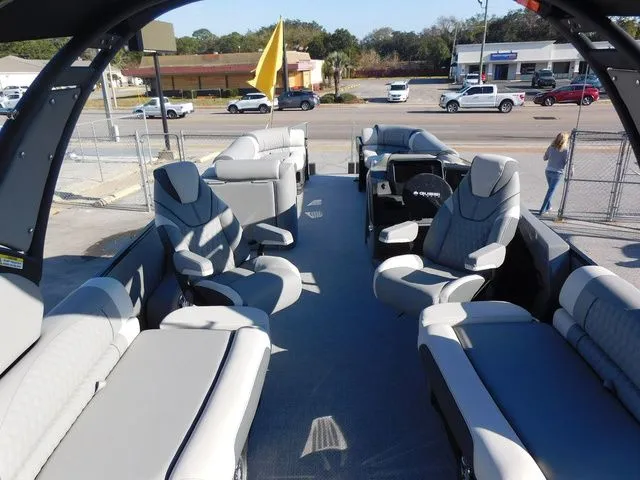 Slide: The Image of Avalon 2785 Excalibur LTD Quad Lounger Shift 2026 - 18
