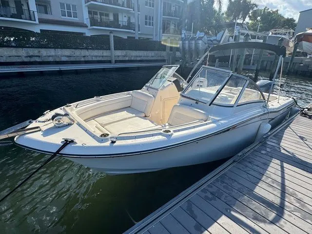 Slide: The Image of Grady-White Freedom 235 2018 - 11