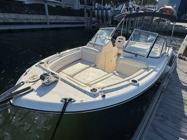 Slide: The Image of Grady-White Freedom 235 2018 - 13