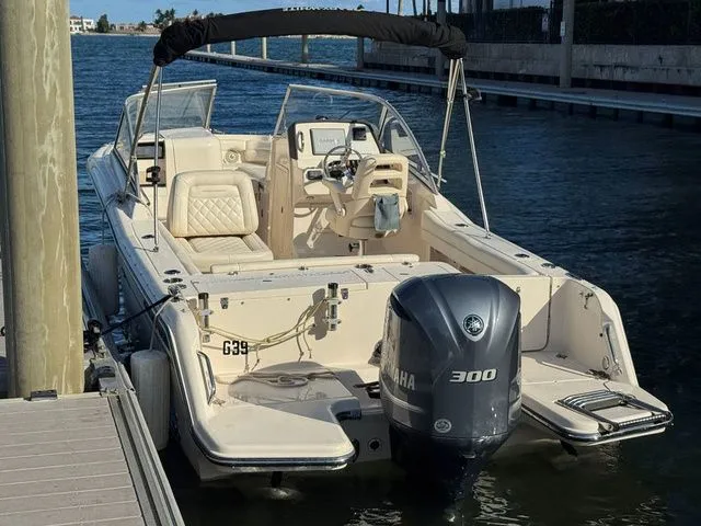 Slide: The Image of Grady-White Freedom 235 2018 - 18