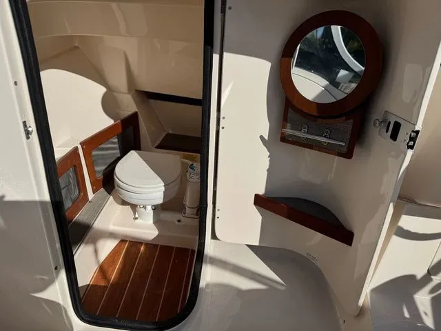 Slide: The Image of Grady-White Freedom 235 2018 - 22