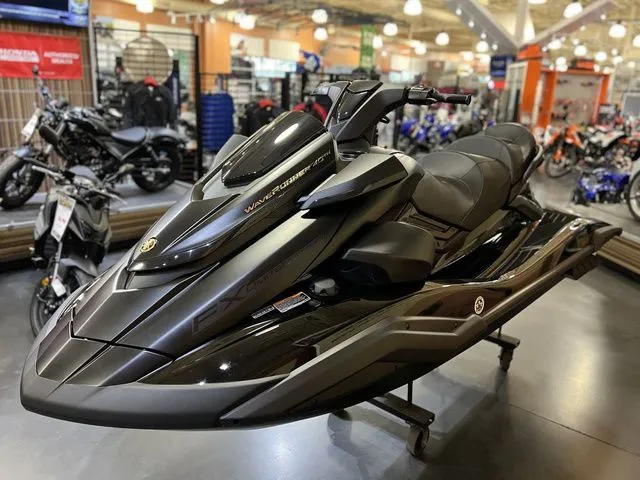 Slide: The Image of Yamaha FX Limited SVHO 2026 - 16