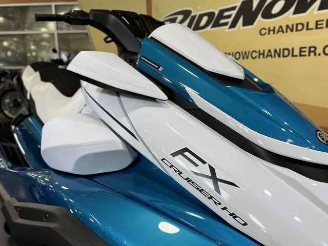Slide: The Image of Yamaha FX Cruiser HO 2026 - 10