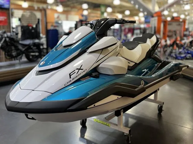 Slide: The Image of Yamaha FX Cruiser HO 2026 - 16