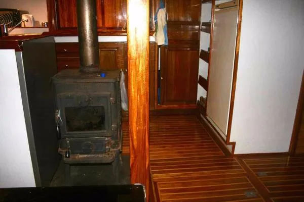 Slide: The Image of Custom Blue Water Sloop 2002 - 10