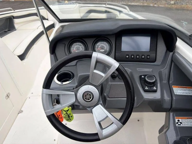 Slide: The Image of Yamaha AR240 2016 - 25