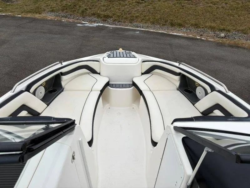 Slide: The Image of Yamaha AR240 2016 - 5