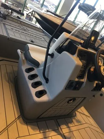 Slide: The Image of Tracker CLASSIC CC 2026 - 29