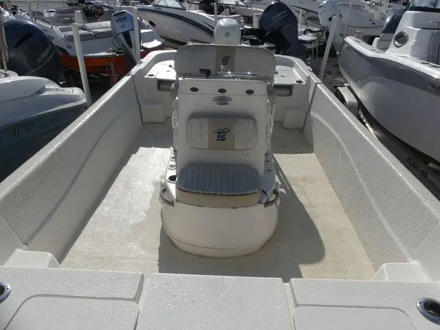 Slide: The Image of Carolina 218 DLV 2018 - 11