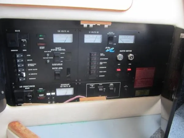 Slide: The Image of Sea Ray 350 Express Bridge 1992 - 7