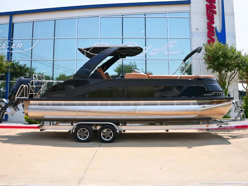 Slide: The Image of Harris Grand Mariner 250 2026 - 0