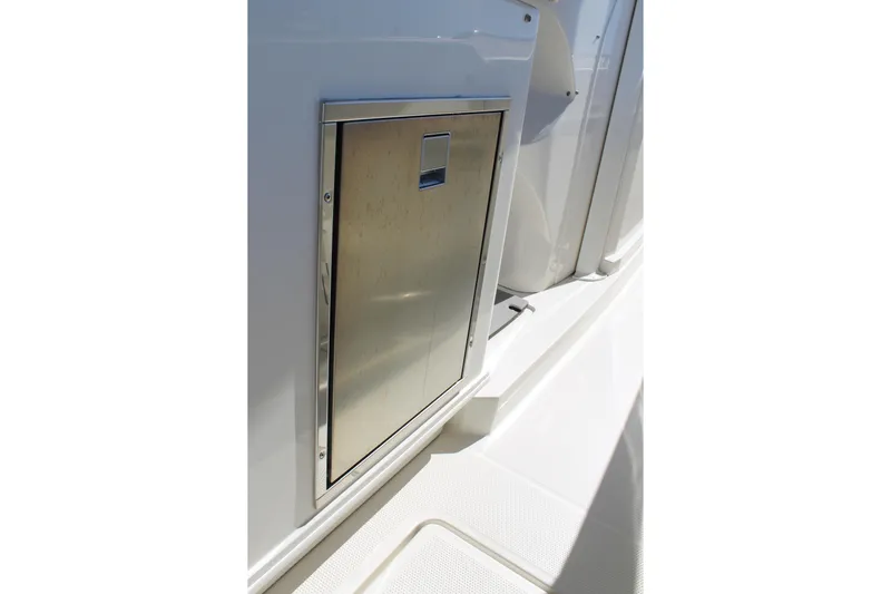 Slide: The Image of Stainless steel hatch on 2024 Sailfish 360 CC boat deck. - 14