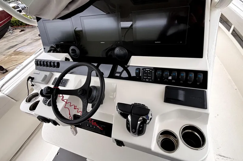 Slide: The Image of Sailfish 360 CC 2024 - 2