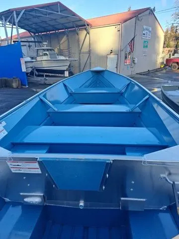 The Image of Klamath 12 Deluxe 2024 - 1