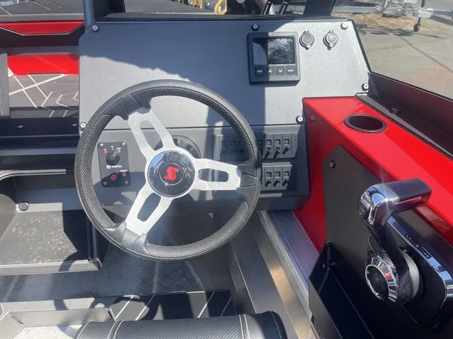 Slide: The Image of Stabi-Craft 2050 Treker 2024 - 4