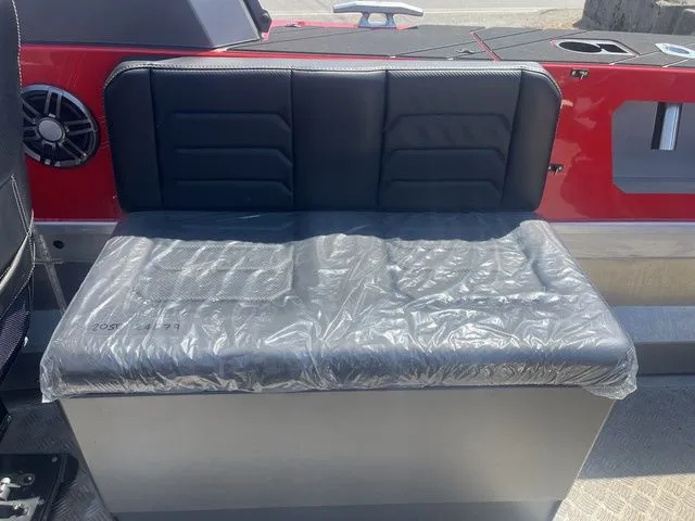 Slide: The Image of Stabi-Craft 2050 Treker 2024 - 7