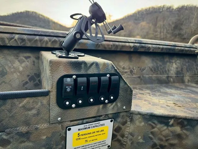 Slide: The Image of Excel Switchblade (OFP) 1864 2025 - 16