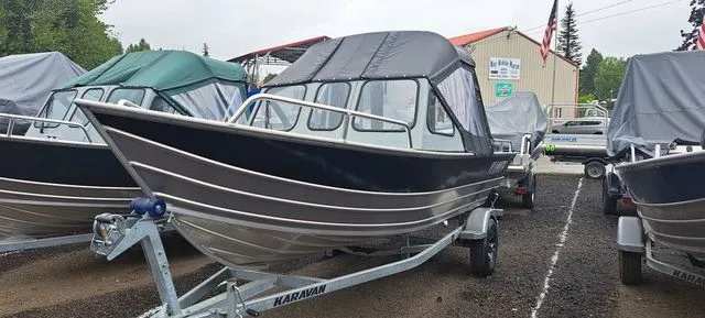 The Image of Klamath Boats 18 opw 2025 - 1