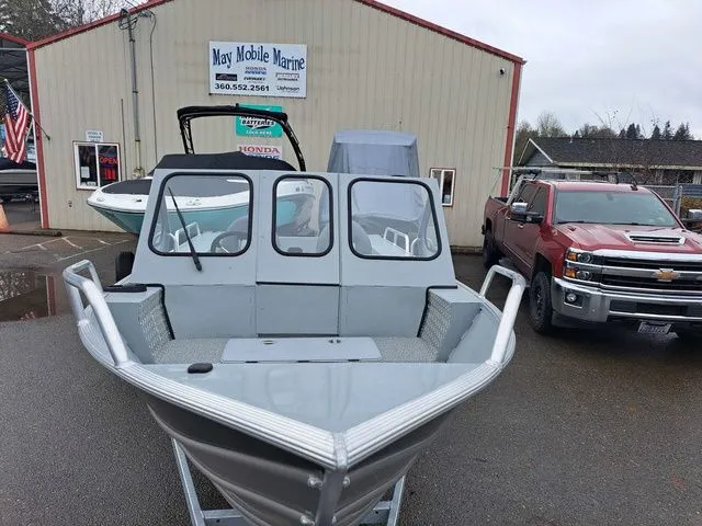 Slide: The Image of Klamath Boats 18 opw 2025 - 7