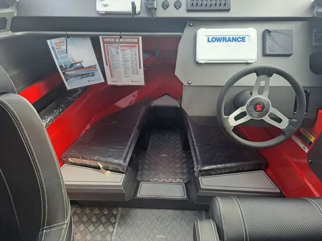 Slide: The Image of Stabi-Craft 2050 Supercab 2024 - 5