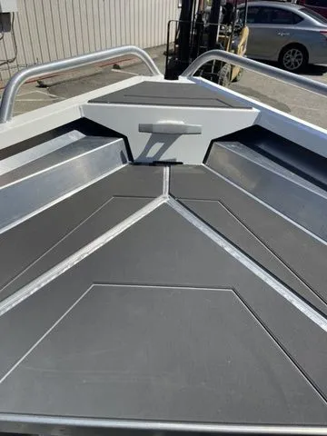 Slide: The Image of Stabi-Craft 1450 Frontier 2024 - 10