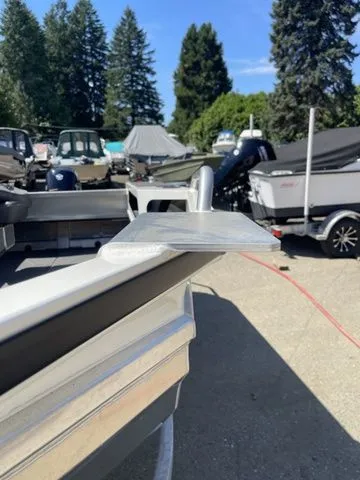 Slide: The Image of Stabi-Craft 1450 Frontier 2024 - 17