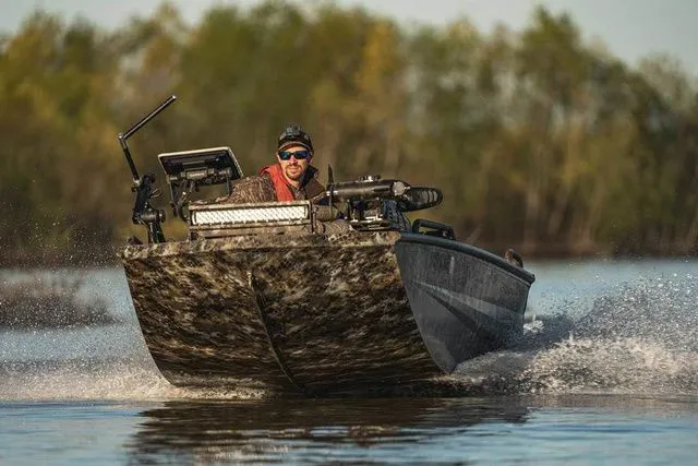 The Image of Excel Viper F4 1751 2026 - 1