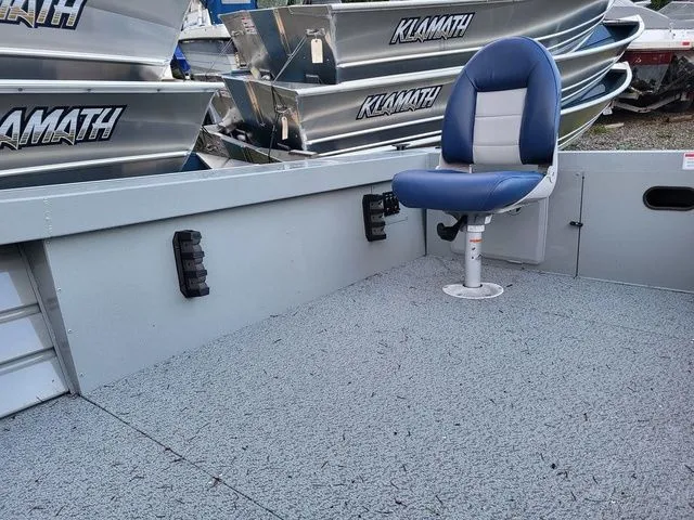 Slide: The Image of Klamath 16 Explorer 2024 - 10