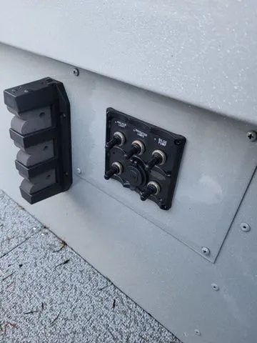 Slide: The Image of Klamath 16 Explorer 2024 - 8