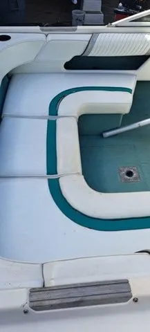 Slide: The Image of Sea Ray 180 Bowrider 1990 - 7