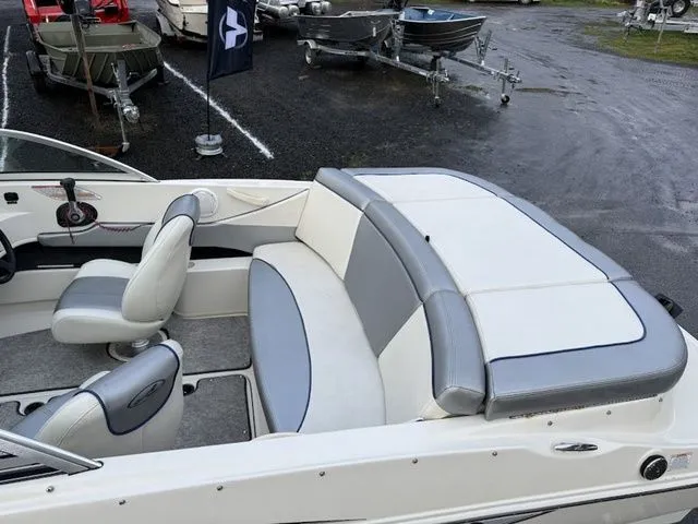 Slide: The Image of Sea Ray 175 Sport 2010 - 21