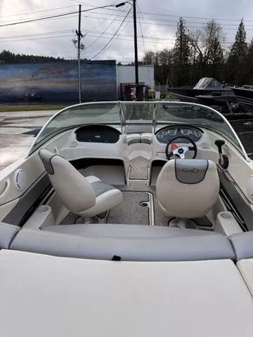 Slide: The Image of Sea Ray 175 Sport 2010 - 22