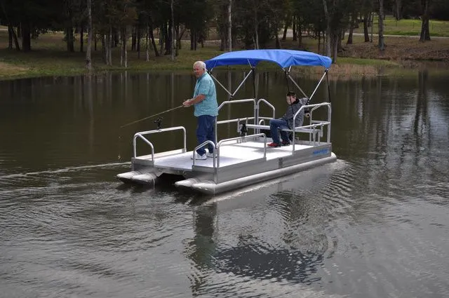 Slide: The Image of Hotwoods Pontoons Aluma Sport 615 2026 - 4