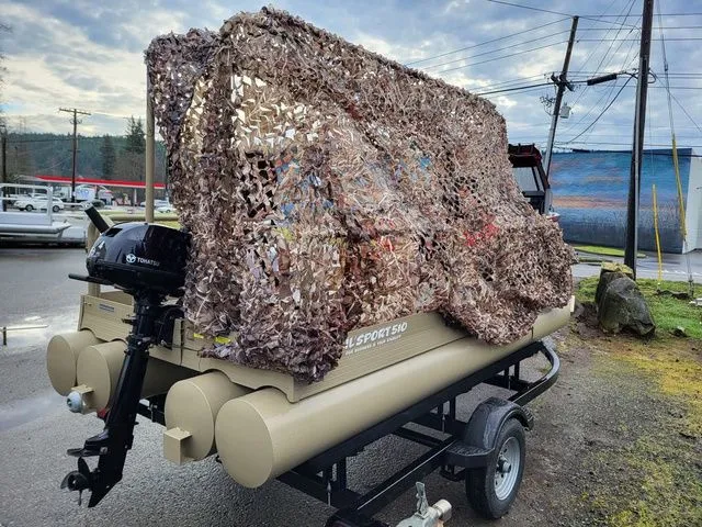 Slide: The Image of Hotwood's Lil' Sport Pontoon Boat 510 2023 - 5