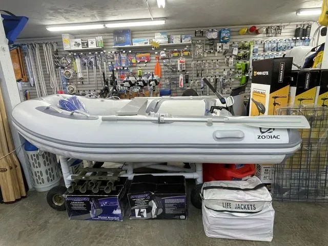 Slide: The Image of Zodiac Cadet AERO 270 Aero /8'10" 2026 - 3