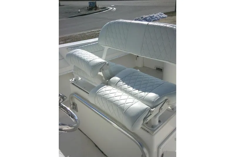 Slide: The Image of White leather seating on 1996 Fountain 31 Center Console boat. - 50