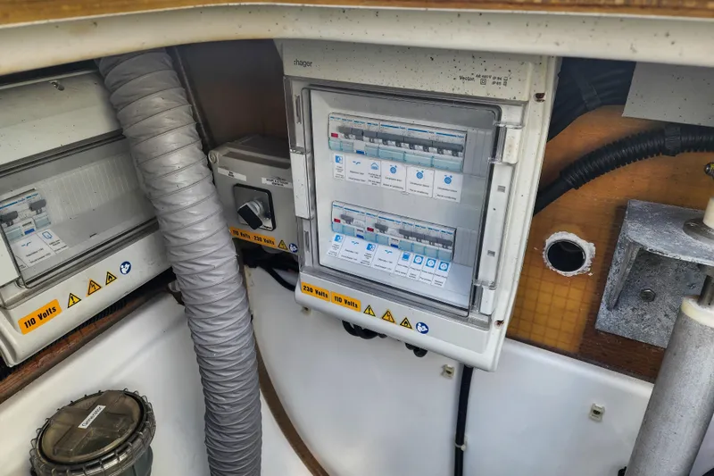 Slide: The Image of Electrical system setup on a 2016 Fountaine Pajot Lucia 40 catamaran. - 83